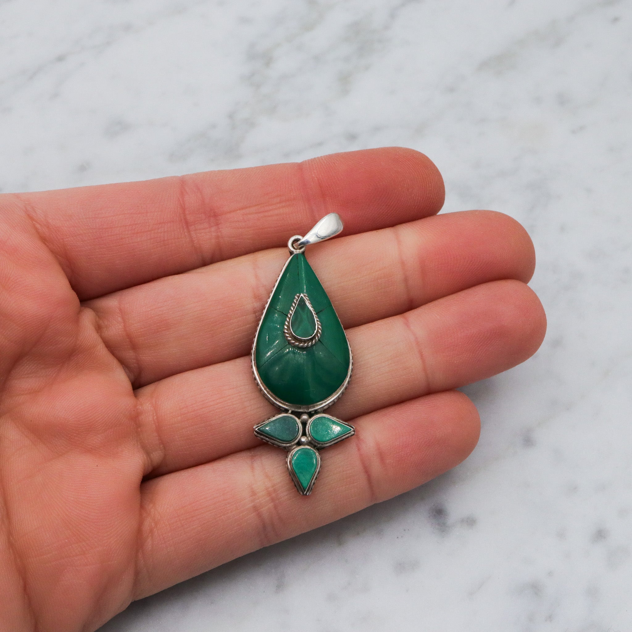 Retro India sterling silver malachite drop pendant